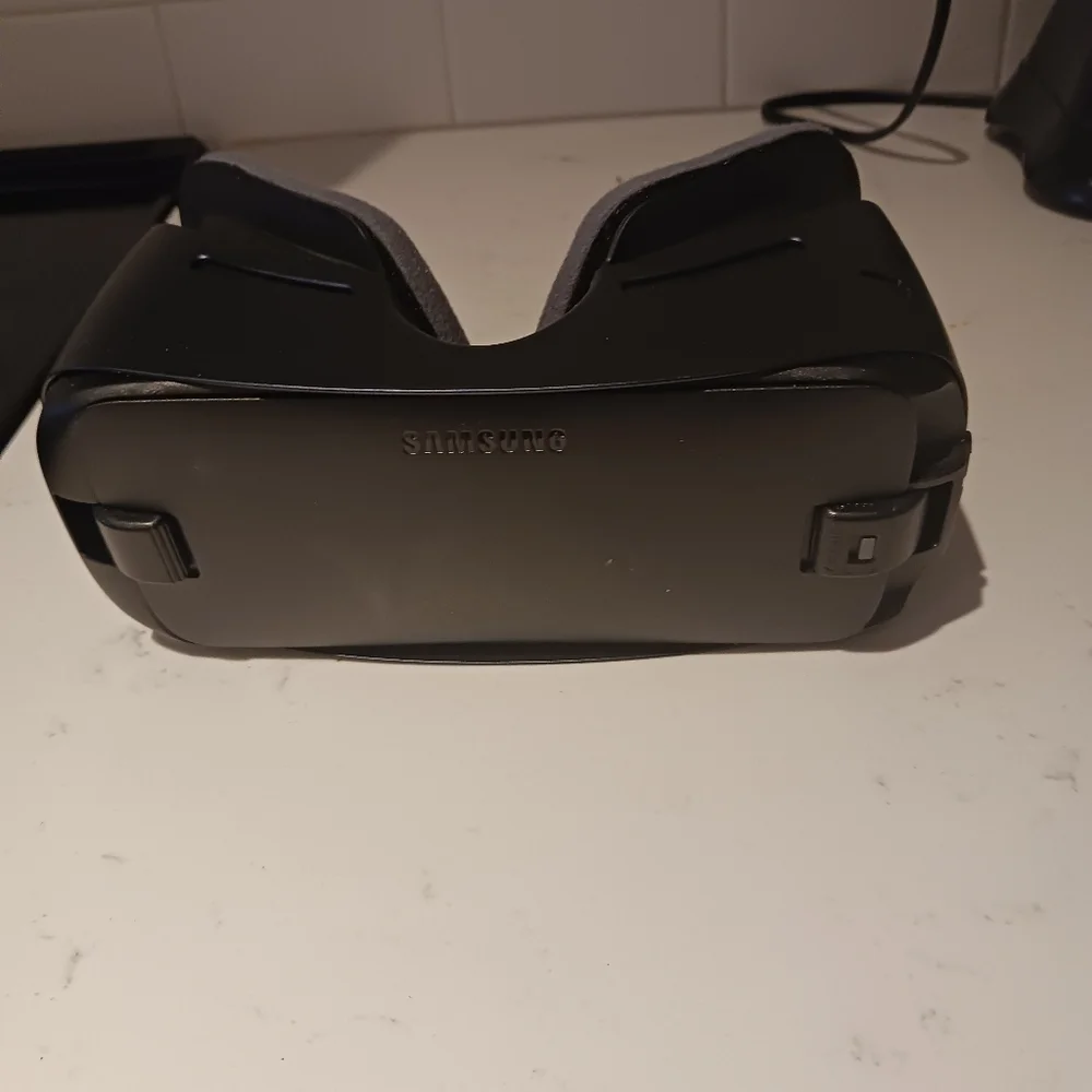 Samsung Gear VR goggles by Oculus